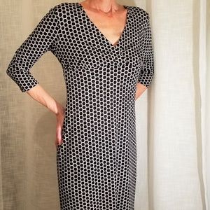 Ann Taylor V-Neck Empire Waist Knit Dress, Size 0P